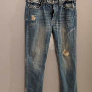 Men's bullhead jeans.